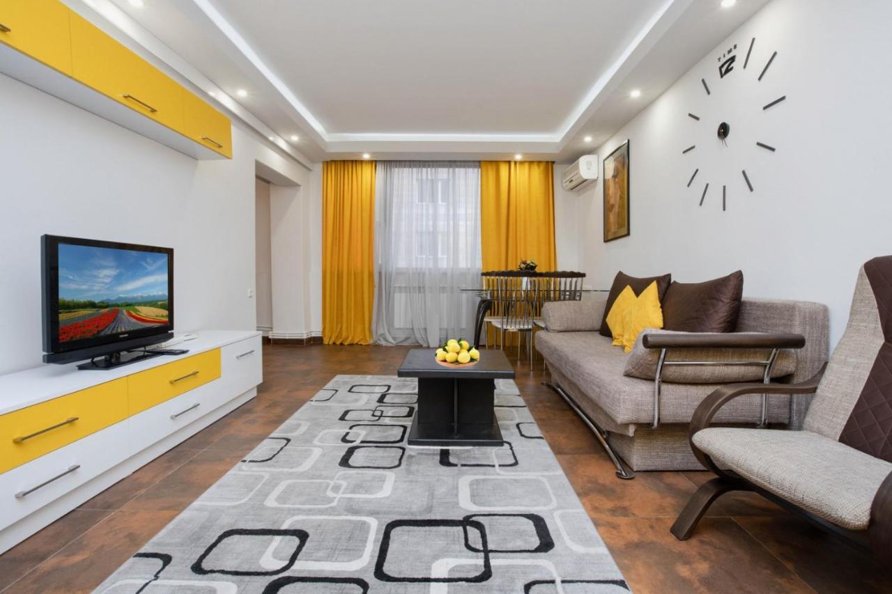 Stay Inn Apartments Near Northern Avenue Yerevan Bagian luar foto
