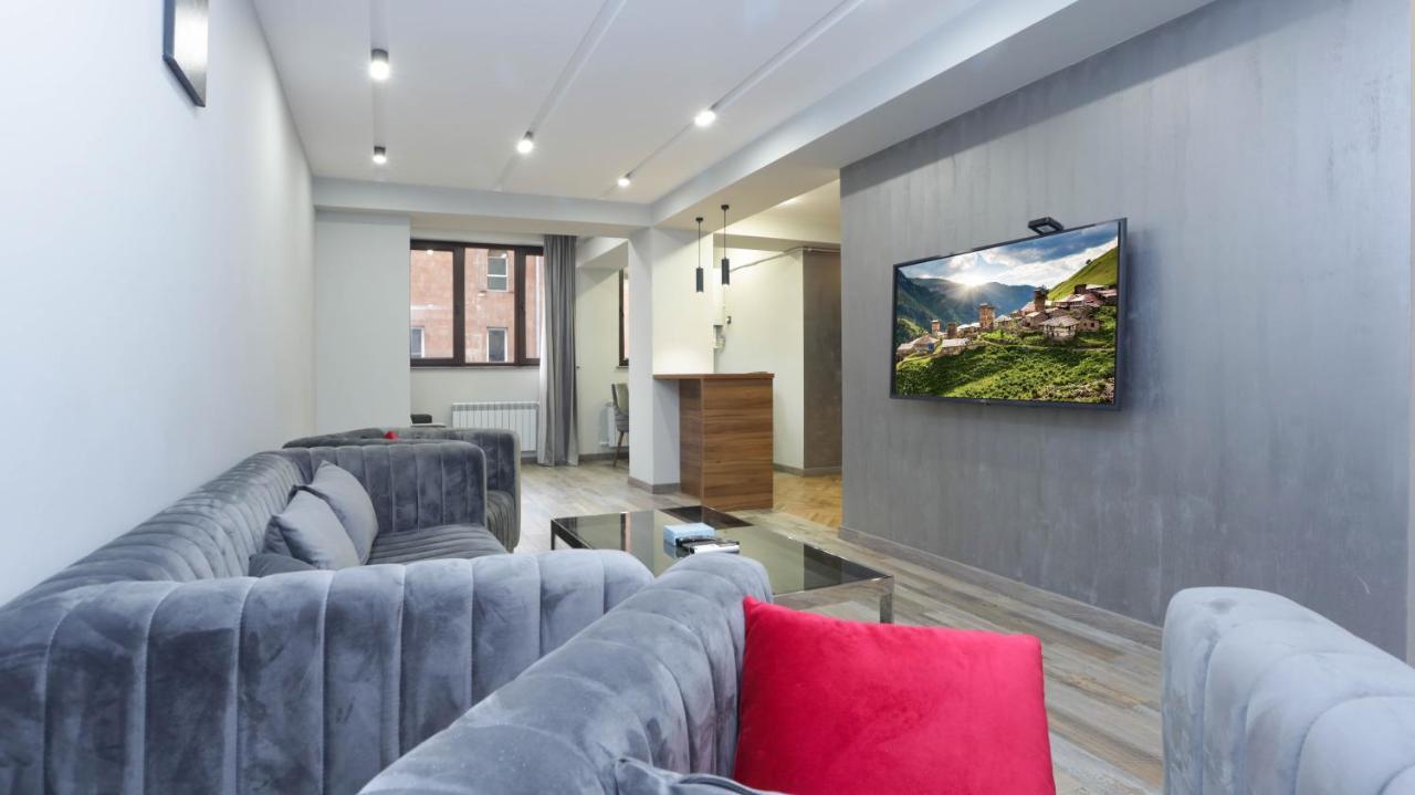 Stay Inn Apartments Near Northern Avenue Yerevan Bagian luar foto