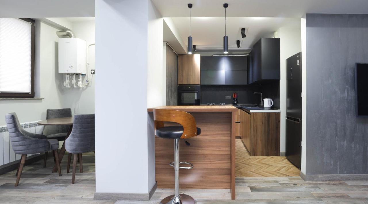 Stay Inn Apartments Near Northern Avenue Yerevan Bagian luar foto