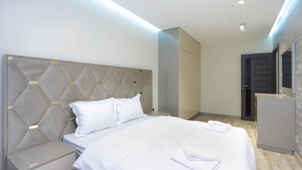 Stay Inn Apartments Near Northern Avenue Yerevan Bagian luar foto