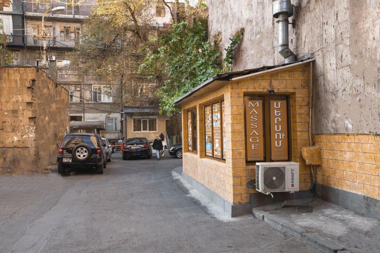 Stay Inn Apartments Near Northern Avenue Yerevan Bagian luar foto