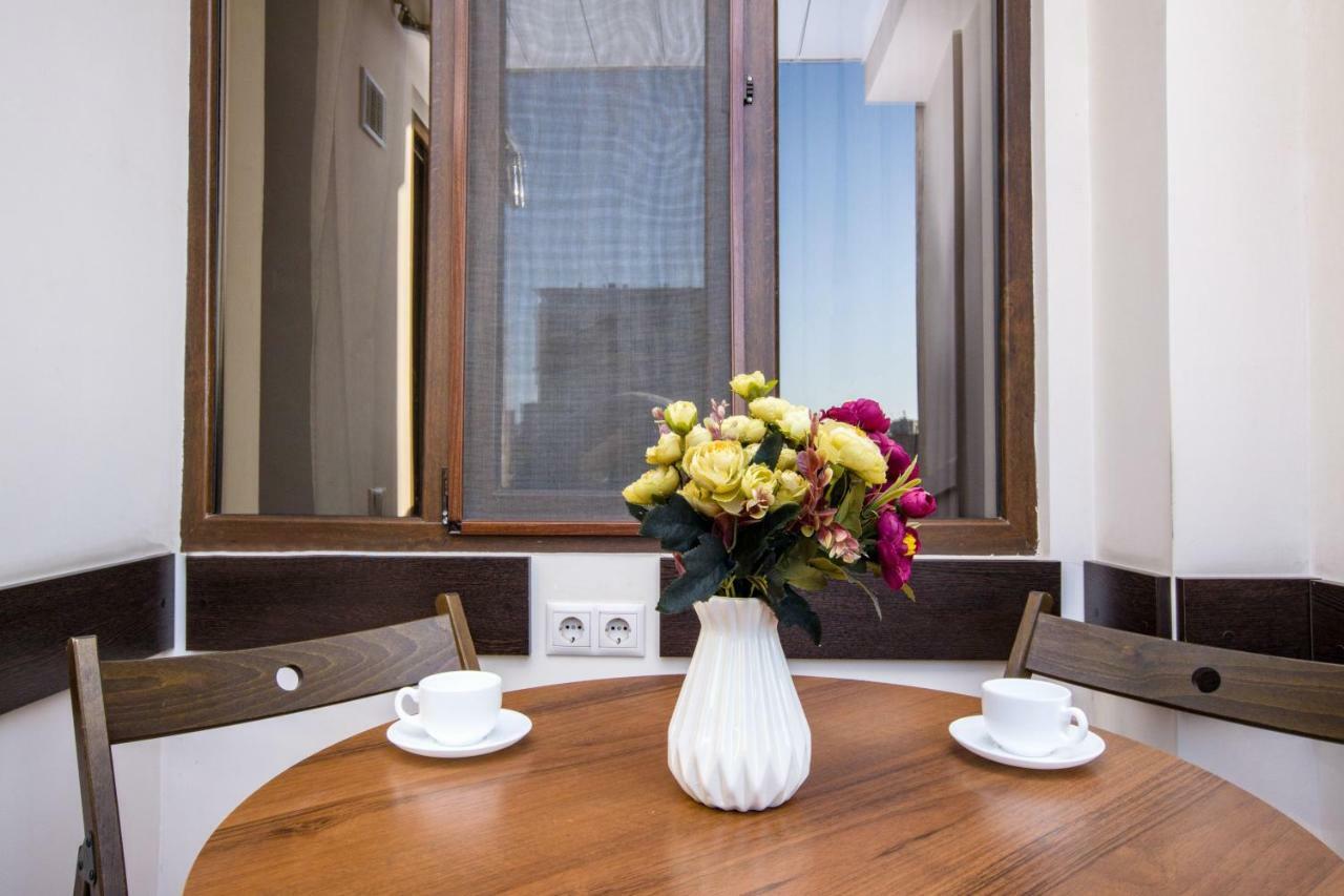 Stay Inn Apartments Near Northern Avenue Yerevan Bagian luar foto