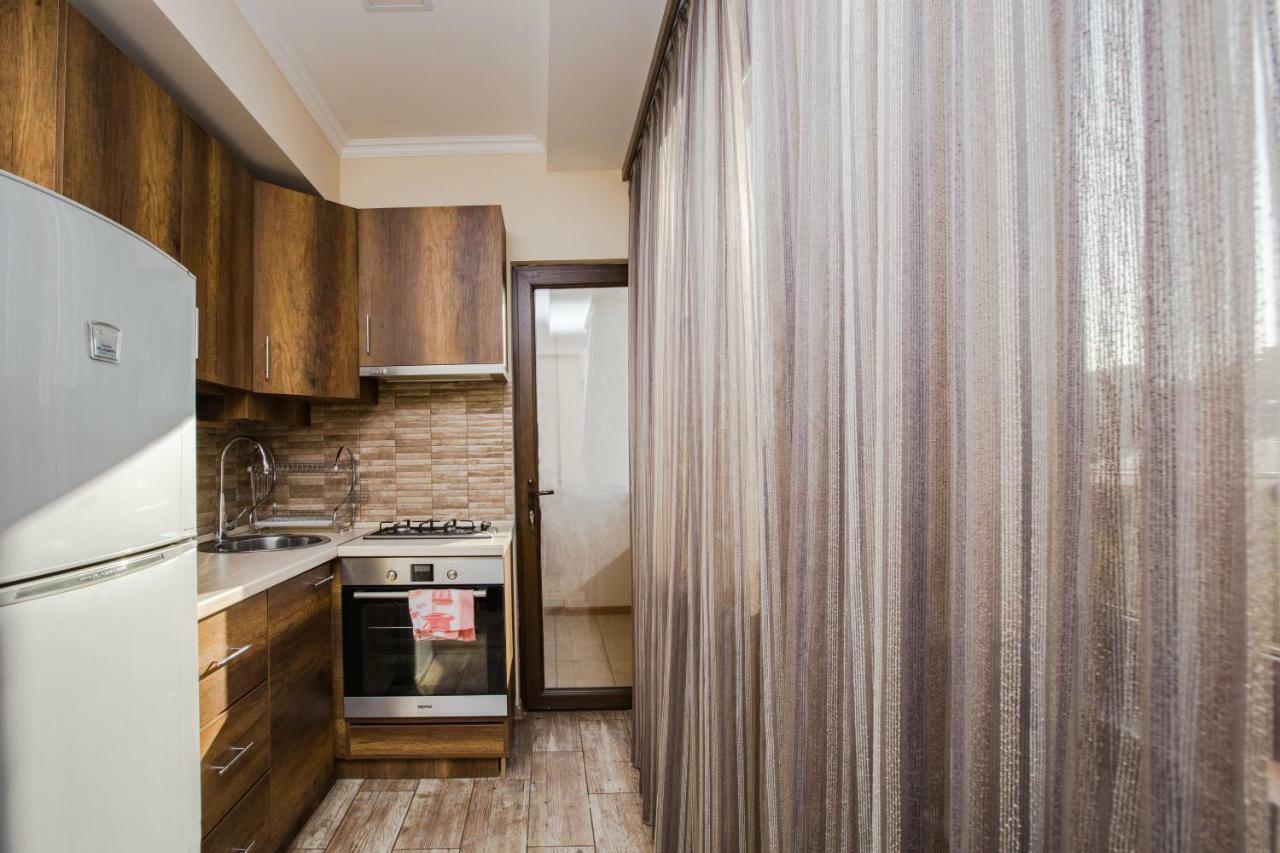 Stay Inn Apartments Near Northern Avenue Yerevan Bagian luar foto